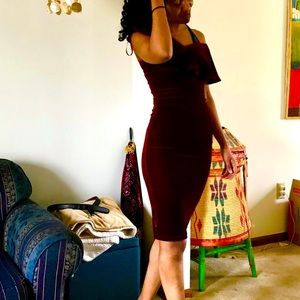 Red Velvet Body-con Dress